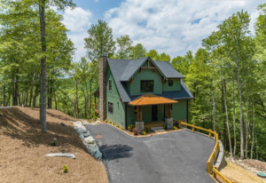 modern rustic home, yonahlossee, NC High Country real estate, Boone NC homes, Blowing Rock real estate, mountain cabins, investment property NC, Banner Elk homes, beech mountain homes, Mountain Homes