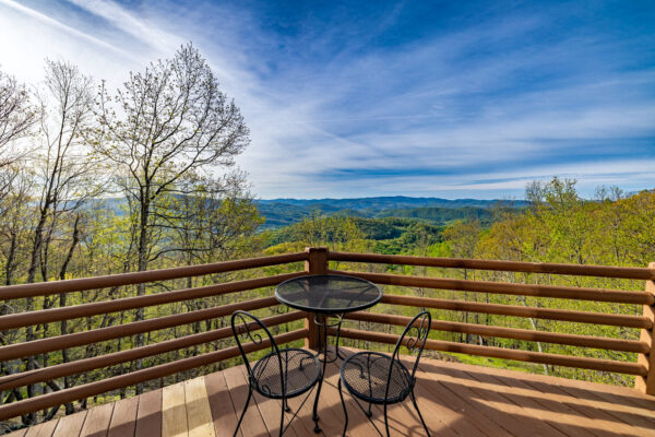 1303 homestead, mistakes when selling a home in West Jefferson NC", "real estate agent for mountain homes NC, sell home West Jefferson NC, Ashe County real estate market, how to sell a house in West Jefferson, home value estimate West Jefferson, best time to sell a home in NC mountains, nc high country real estate, lori eastridge, broker, real estate agent, selling property Ashe County NC, real estate agent West Jefferson NC, upgrades before selling house NC, market analysis West Jefferson NC, mistakes selling mountain homes NC