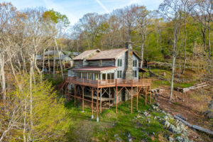 mountain homes in North Carolina, NC mountain real estate, North Carolina mountain cabins, High Country homes for sale, Blue Ridge mountain homes, homes with mountain views NC, NC mountain retreats, log cabins in North Carolina, luxury mountain homes NC, Boone NC mountain homes, Blowing Rock real estate, Banner Elk homes for sale, West Jefferson cabins, Valle Crucis properties, NC mountain homes for sale, North Carolina mountain living, mountain homes near hiking trails, rustic mountain homes NC, North Carolina cabins for sale, scenic homes in NC mountains