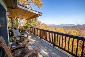 Cabins in Beech Mountains NC Beech Mountain cabins, cabins for sale in NC mountains, Beech Mountain real estate, log cabins in Beech Mountain, ski cabins in North Carolina, Beech Mountain rentals, Beech Mountain vacation homes, Beech Mountain chalet, mountain cabins for sale NC, NC High Country cabins