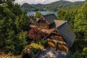 Mountain Townhouses for Sale in NC, NC mountain condos, townhomes near Beech and Sugar, Banner Elk townhouses