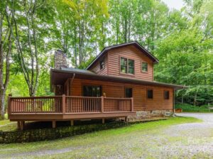 appalachian cabins for sale, NC mountain cabins, log cabins for sale NC, Blue Ridge cabins, High Country cabins, Appalachian mountain property, cabins for sale Appalachia, Realtor Lori Eastridge