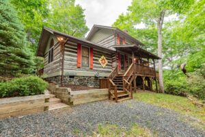 ashe county cabins for sale, Ashe County real estate, NC mountain cabins, West Jefferson cabins, log cabins for sale NC, High Country cabins, mountain homes Ashe County