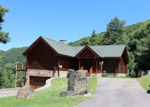 carolina mountain properties west jefferson, West Jefferson NC real estate, Ashe County homes, NC mountain properties, West Jefferson cabins, High Country real estate, Realtor Lori Eastridge