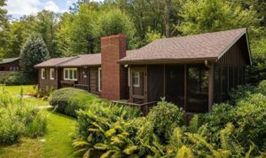 house for sale boone nc, Boone NC homes for sale, Boone mountain houses, High Country real estate, Boone cabins for sale, Appalachian homes Boone, Realtor Lori Eastridge