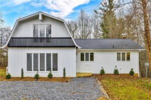 houses for sale in jefferson nc, Jefferson NC real estate, Jefferson NC homes for sale, mountain homes Jefferson NC, NC High Country real estate, buy a home in Jefferson NC, Jefferson NC cabins