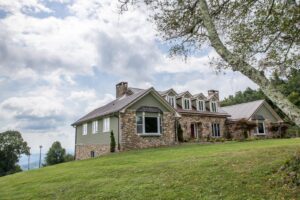 houses in the appalachian mountains, Appalachian Mountain homes for sale, NC mountain homes, Blue Ridge homes, mountain cabins NC, High Country real estate, homes for sale NC mountains