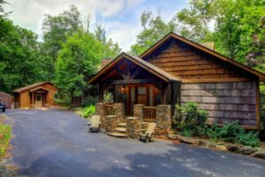 vacation home beech mountain, Beech Mountain real estate, NC mountain vacation homes, Beech Mountain cabins, High Country vacation homes, investment homes Beech Mountain, mountain homes NC