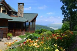 carolina mountain home sales, NC mountain homes, Blue Ridge homes for sale, Carolina mountain properties, NC cabins, High Country real estate, mountain home sales NC