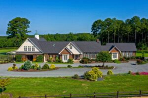 horse property for sale north carolina, North Carolina horse property, equestrian homes NC, horse farms North Carolina, NC equestrian real estate, land for horses NC, Tryon NC horse property, Boone NC equestrian homes, horse farm investment NC